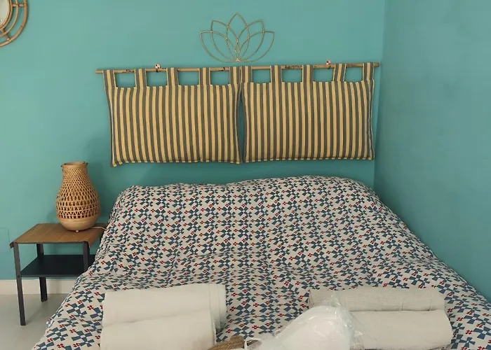 Colosseum Flat Blue Apartment Rom